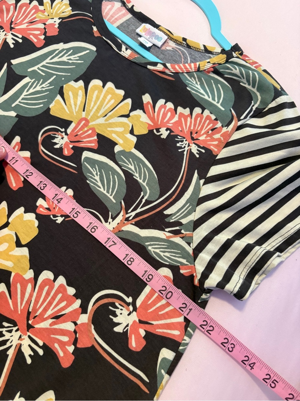 LuLaRoe Carly Dress - Picture 4 of 5